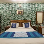 Hotel Royal Pratap Niwas