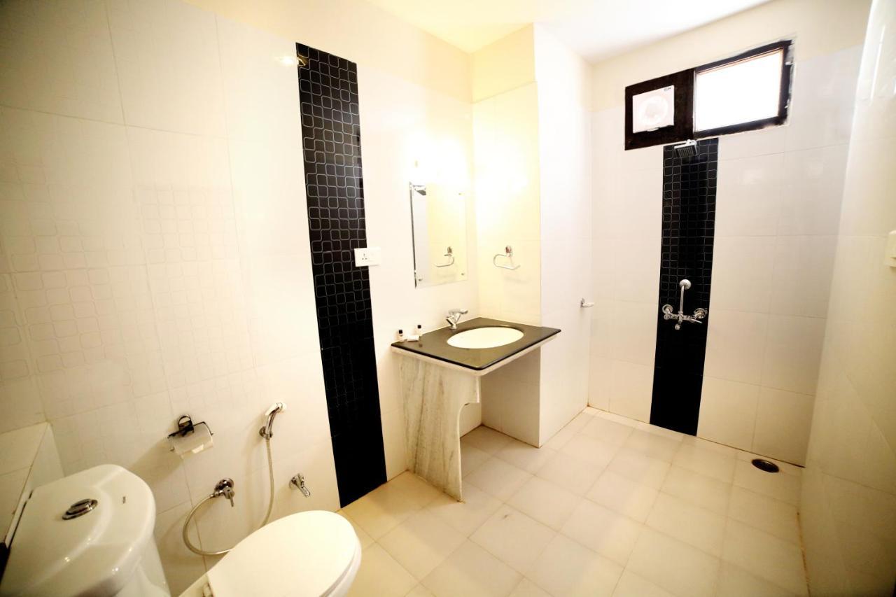 Hotel Royal Pratap Niwas 3*